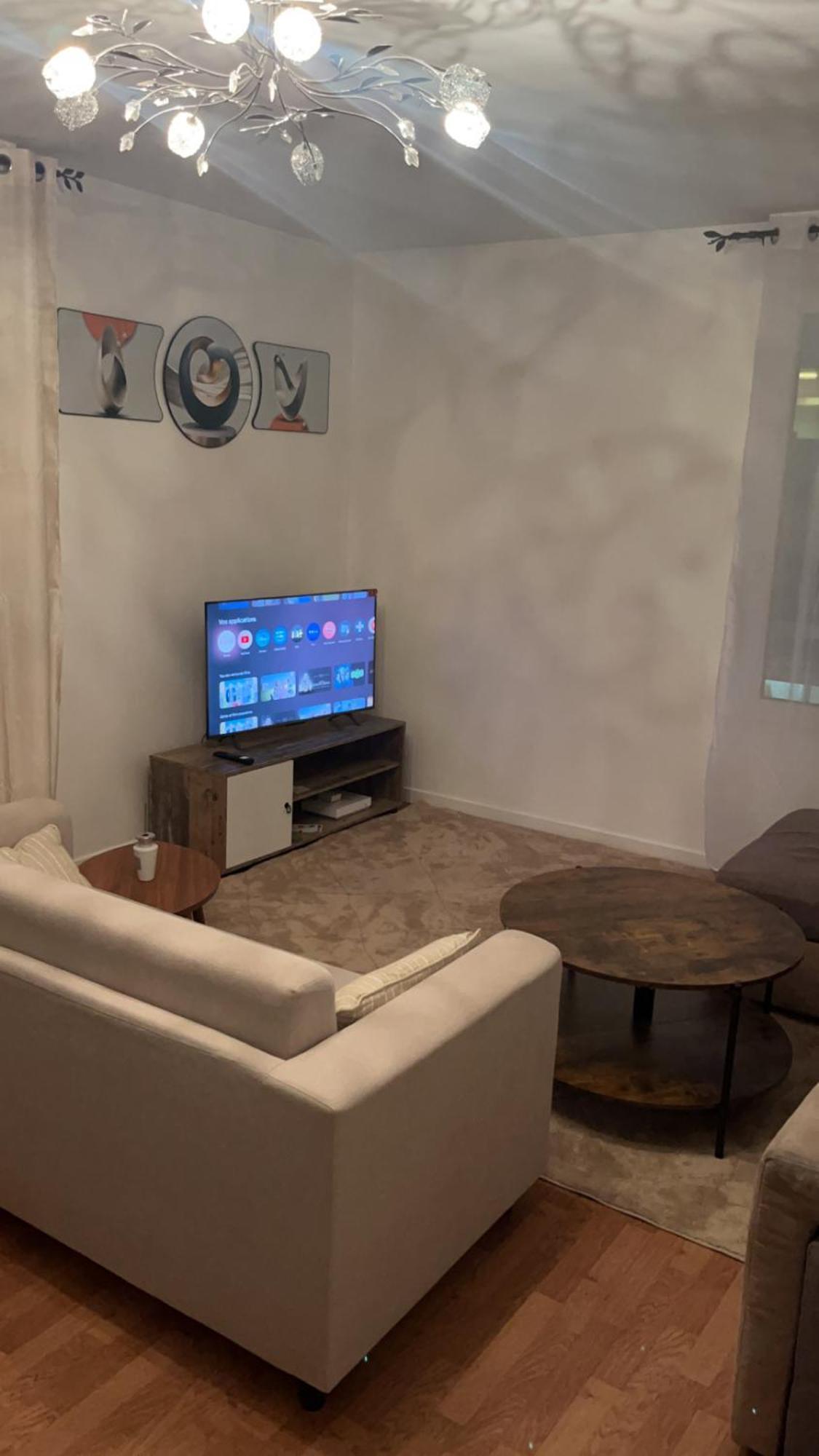 Appartement 2 Chambres Et Salon Proche Paris Севр Екстер'єр фото